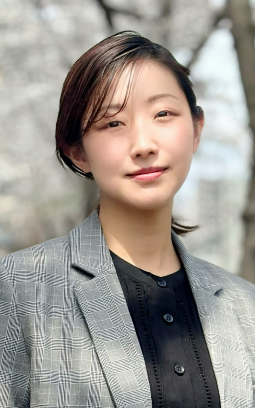 代表 行政書士 定久美貴